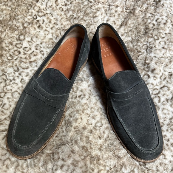 Like new FRYE Phillip Penny Men SlipOn Suede Shoes dark gray main image 2